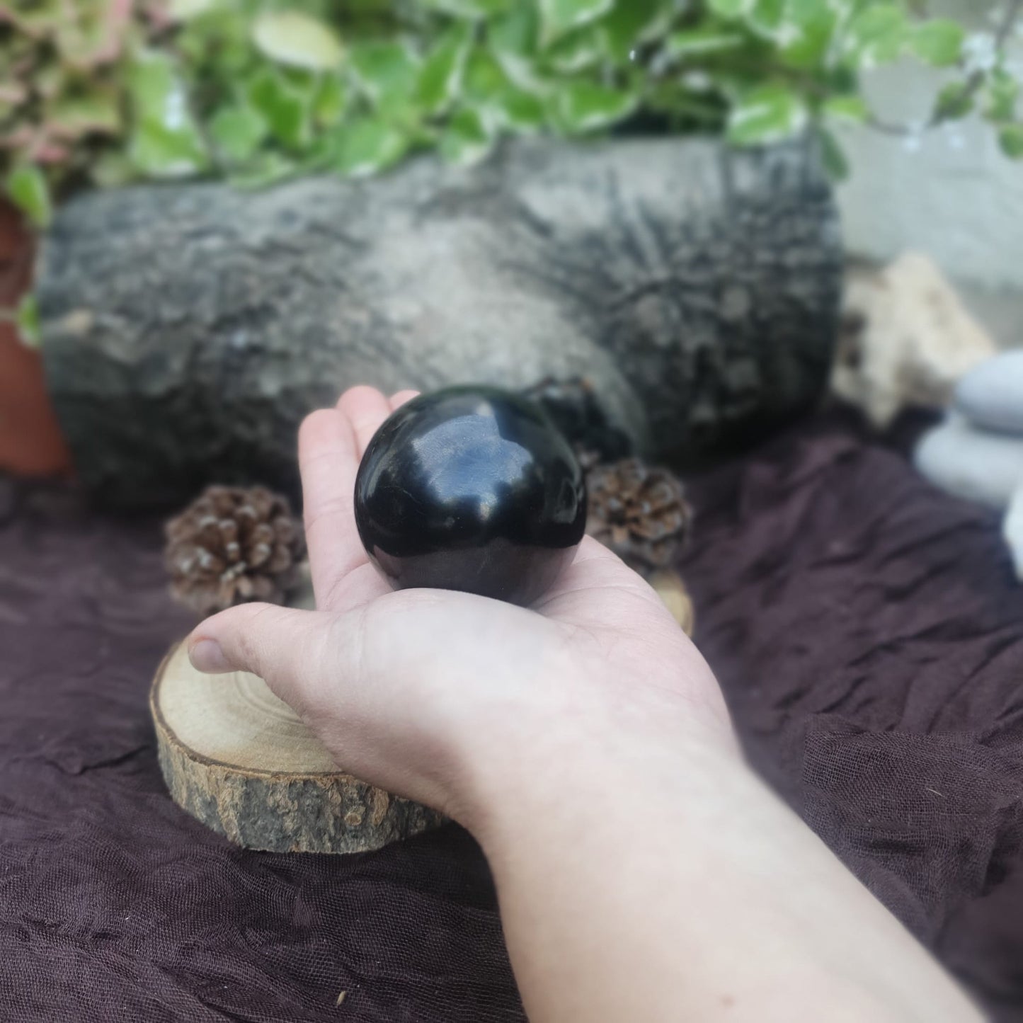 Shungite sphere 5 cm