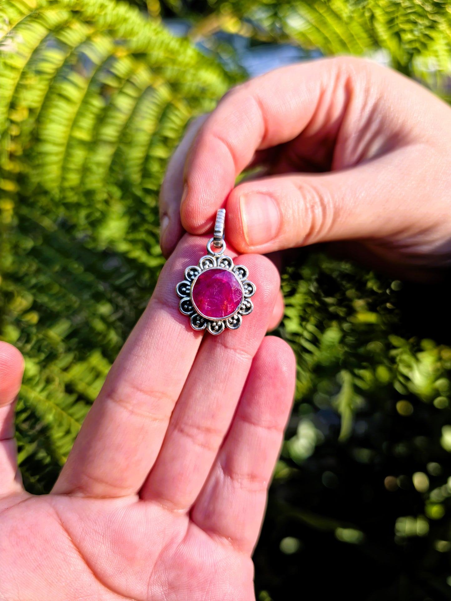 colgante rubi bohemio plata de ley 15 mm