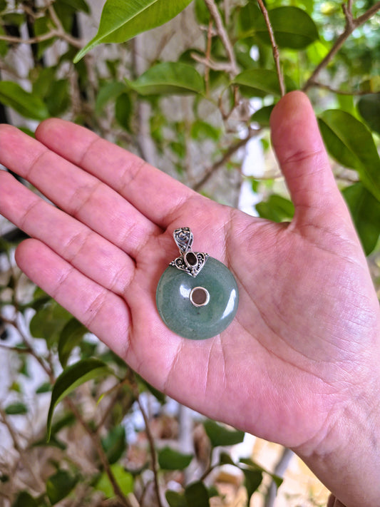 Colgante donut de aventurina verde en plata de ley estilo boho