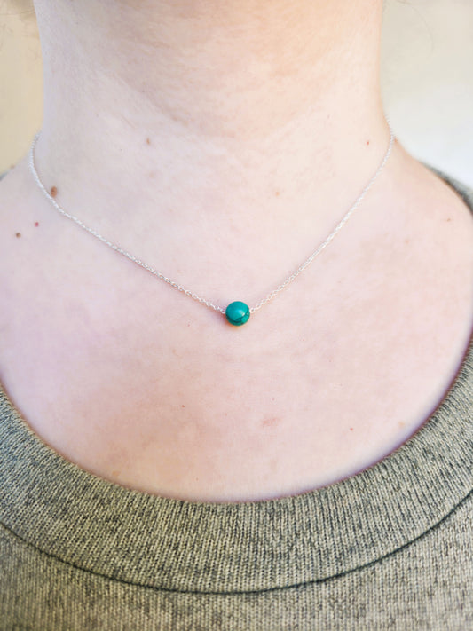 Collar de turquesa 6 mm con cadena de plata