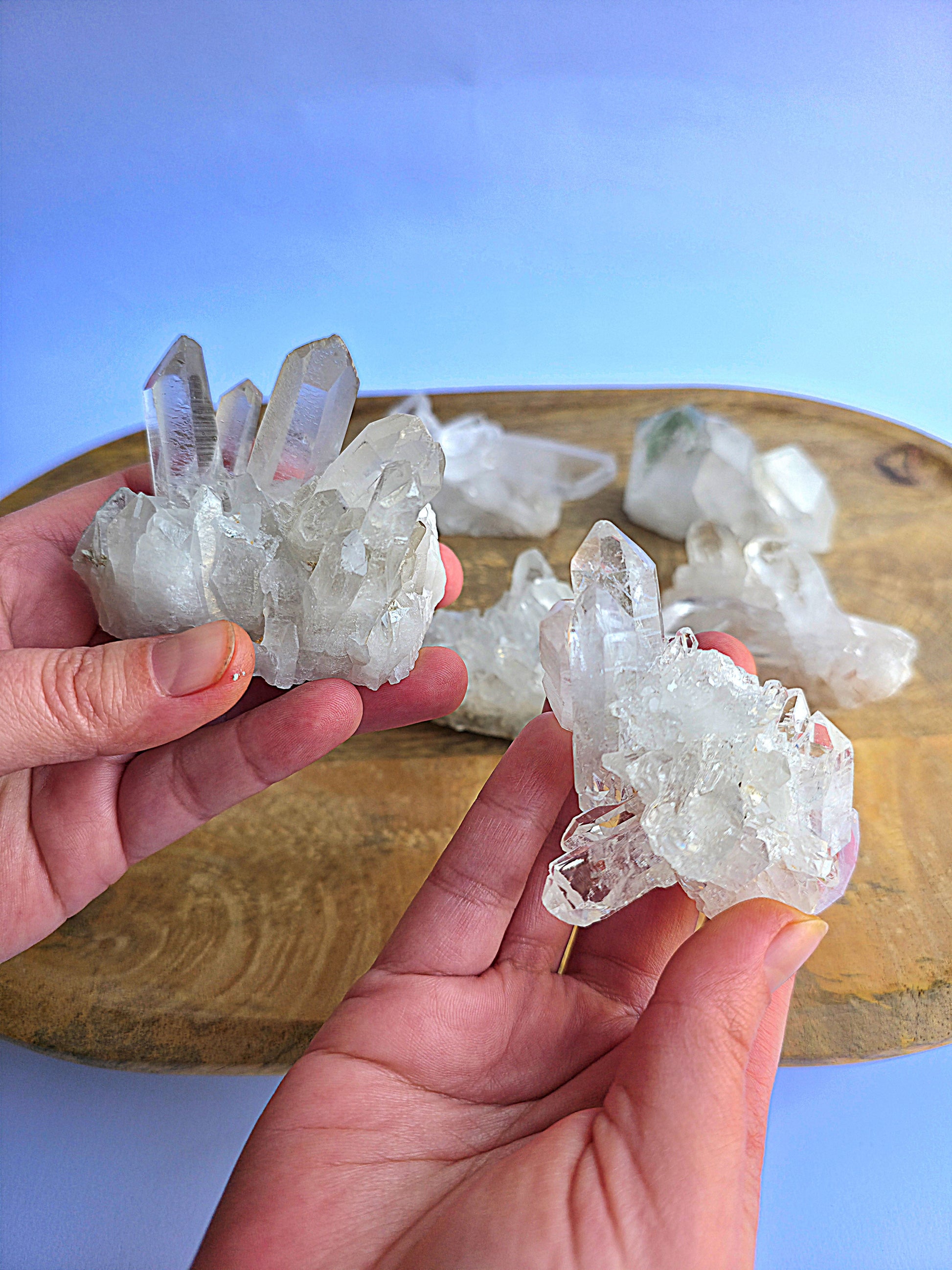 Drusa cuarzo cristal natural con puntas y cristales en bruto foto 3