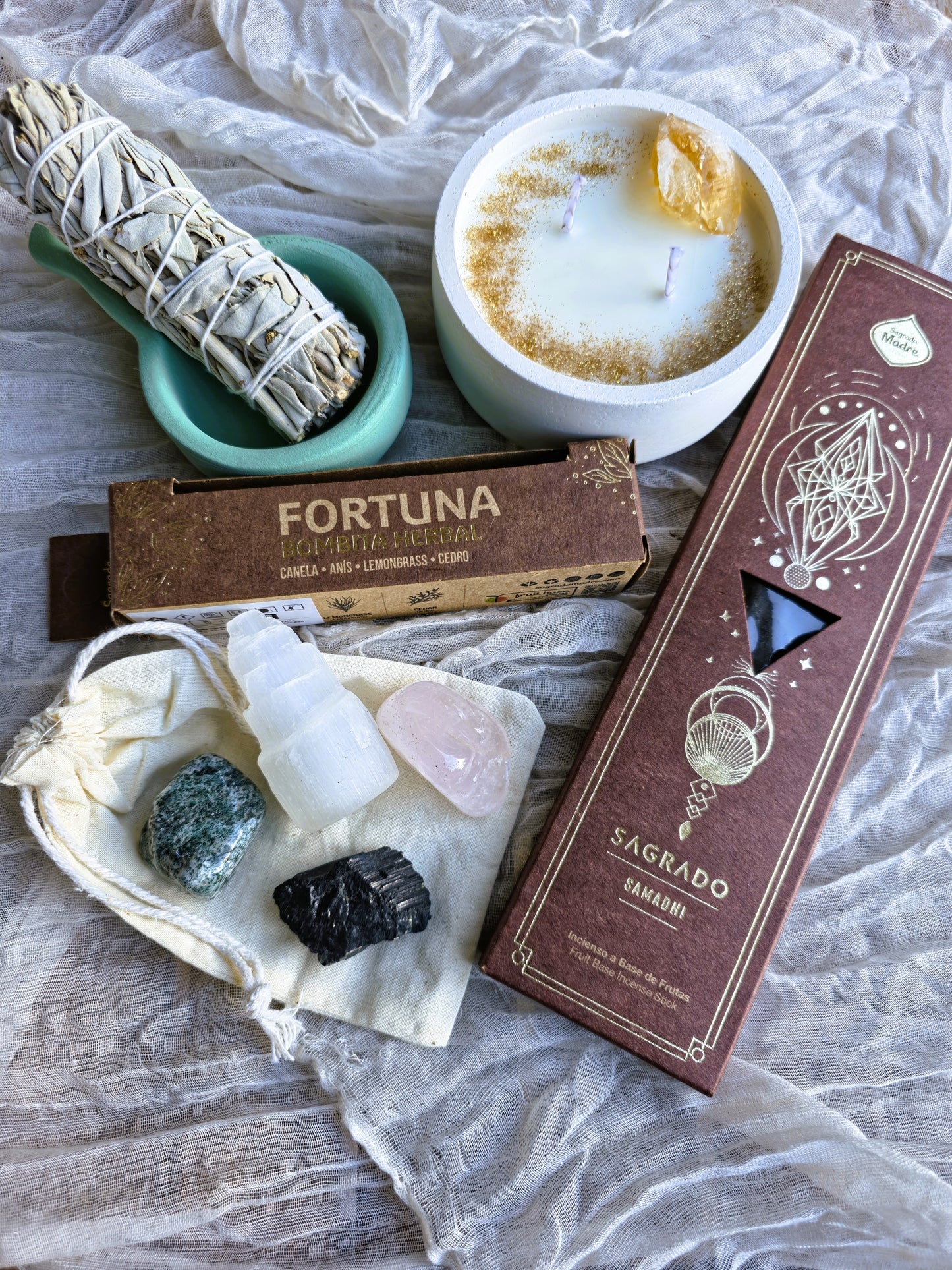 Pack Altar de Yule con vela Eternal Glow, inciensos y cristales energéticos