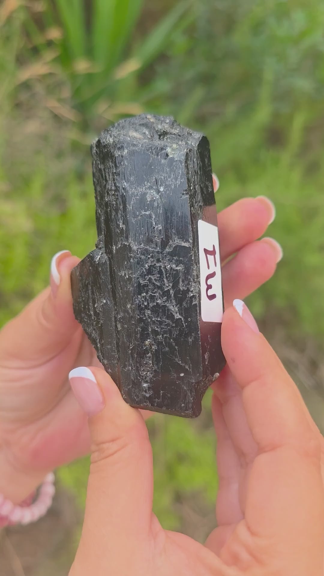 turmalina negra chorlo masivo en bruto extra grande brillo intenso video detalle de todas las piezas