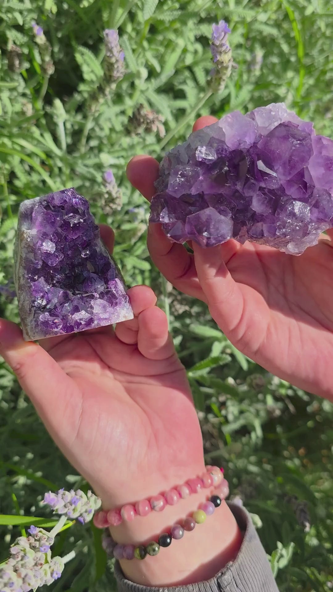 Detalle de drusa de amatista calidad AA+ cut base video detalle