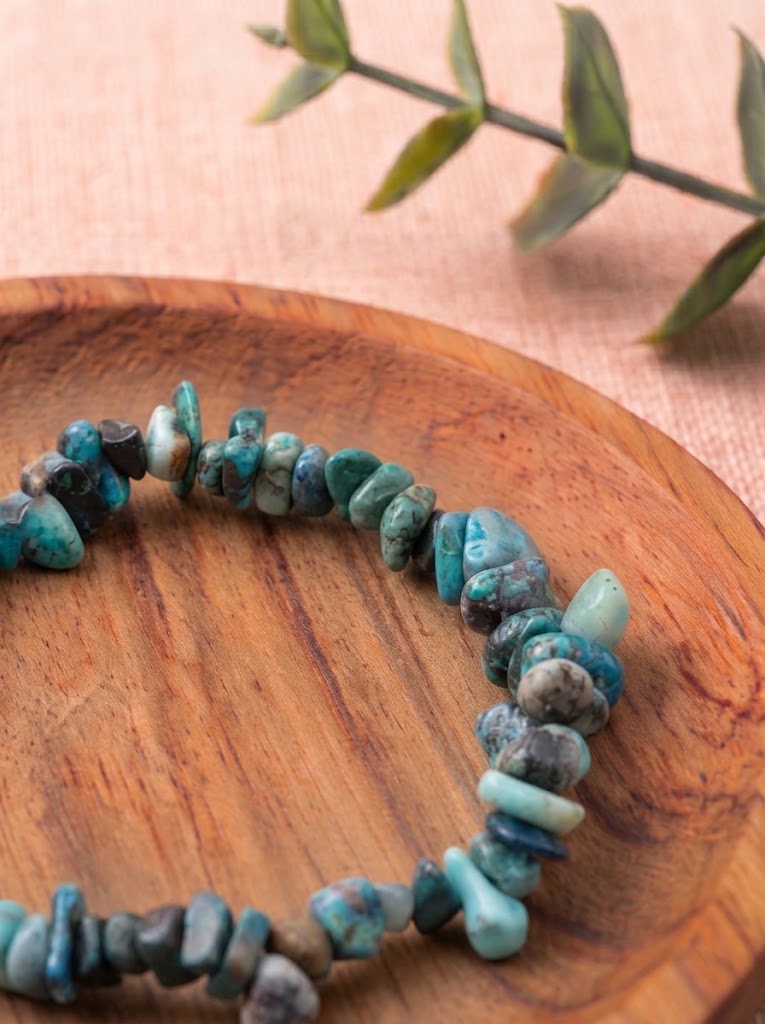 pulsera chips crisocola natural ajustable azul verde calma emocional foto 3