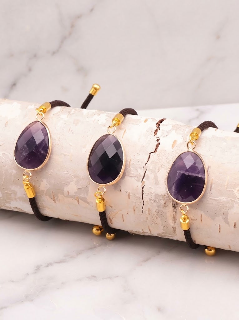 Pulsera de amatista facetada en cordón negro ajustable, joya de intuición y protección energética