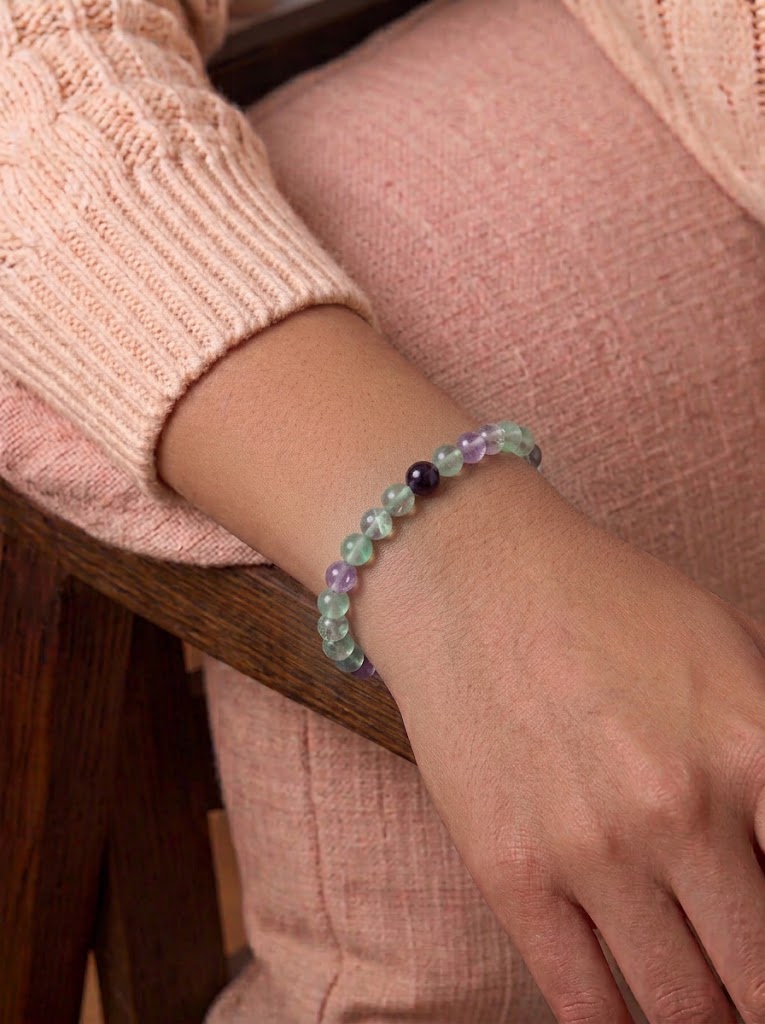 Pulsera de fluorita natural verde y violeta cuentas 6 mm pulsera energética para concentración y claridad mental 2