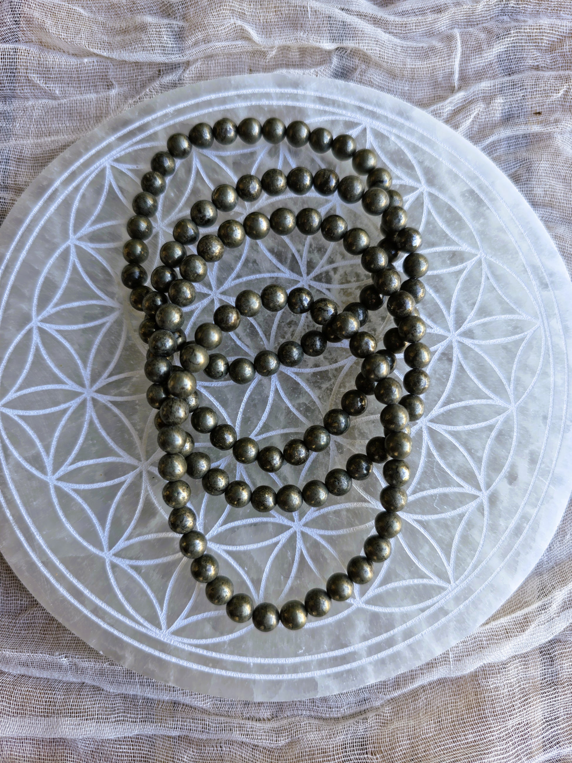 Pulsera Pirita 6 mm mineral natural abundancia y energía