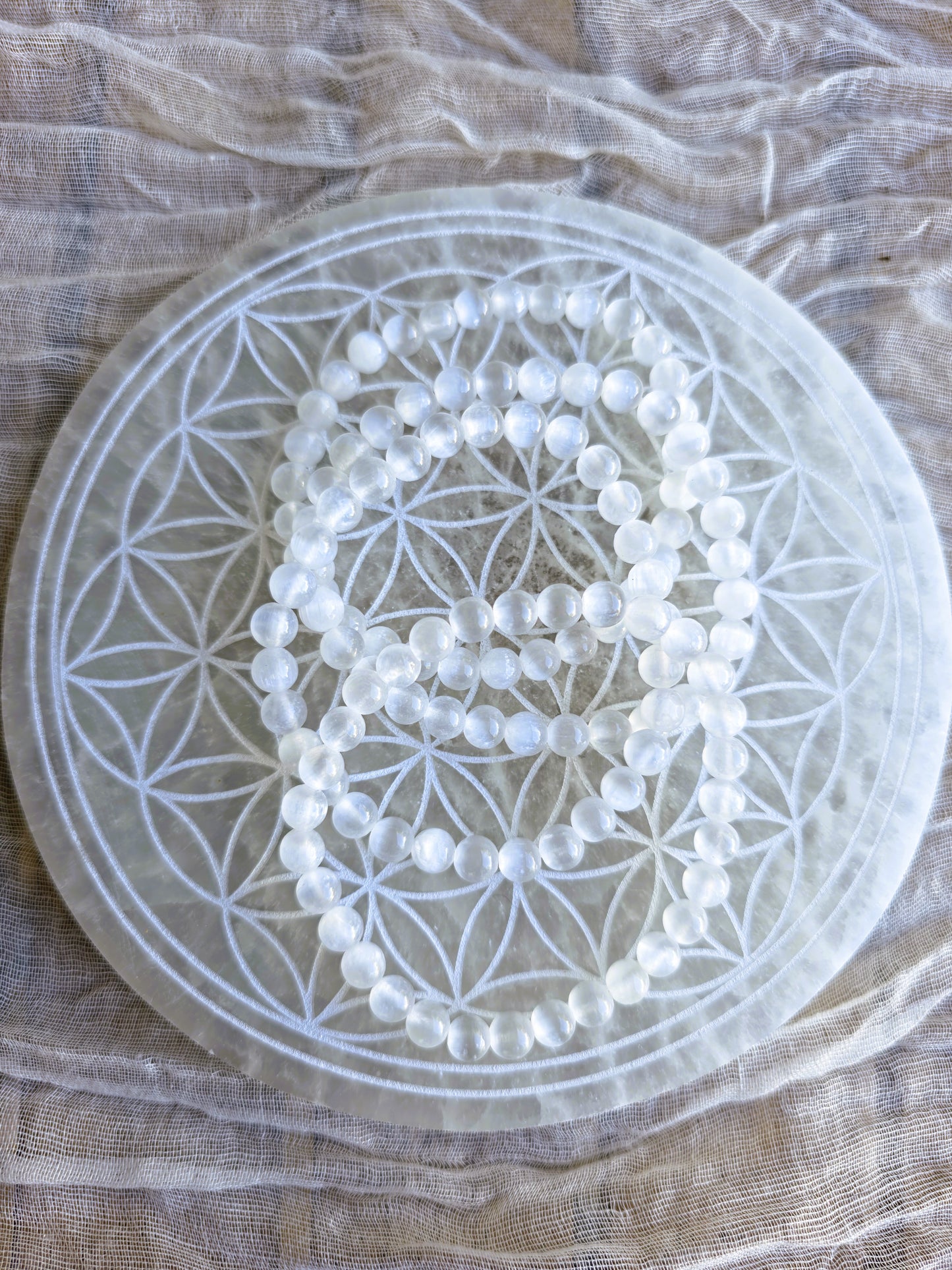 Pulsera Selenita 6 mm purificación energía mineral natural