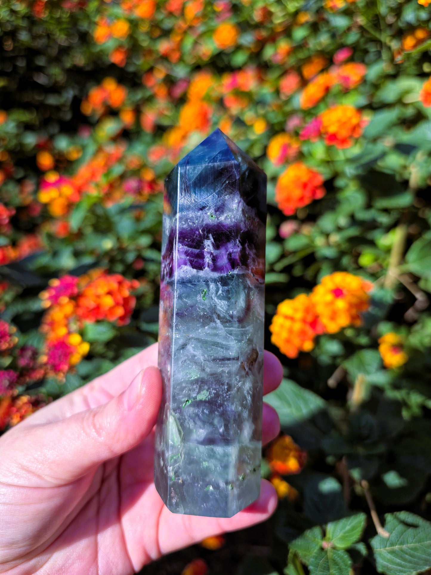 punta fluorita multicolor energética única