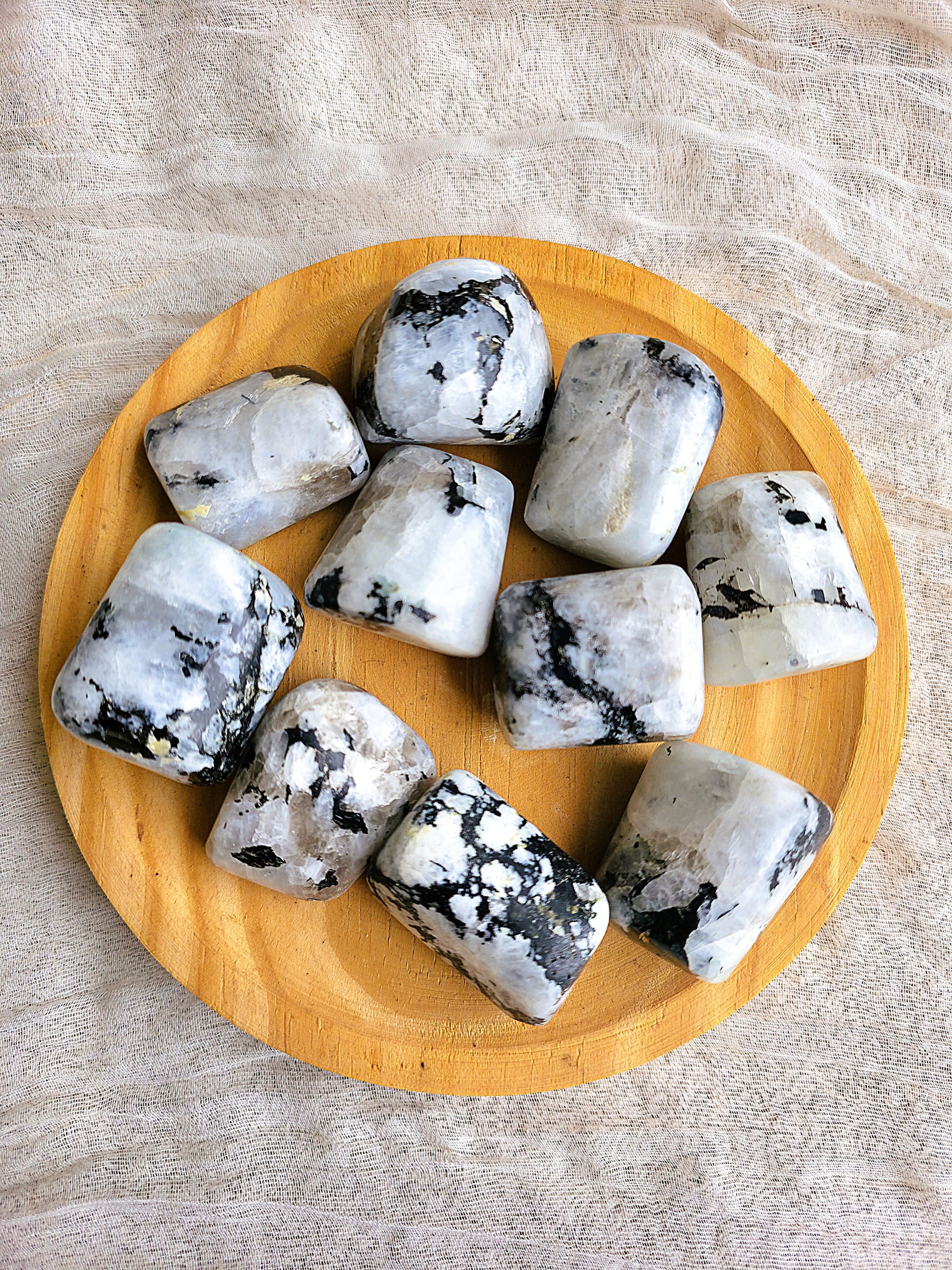 rodado de piedra luna natural pulida 3-4 cm moonstone mineral energético blanco iridiscente