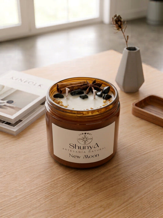 Vela aromática artesanal New Moon de cera de soja ecológica, hecha a mano, perfecta para nuevos comienzos. Apagada